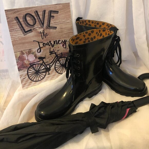 Women Black Mid-Calf Rubber Boots - Wellies - Picture 1 of 16